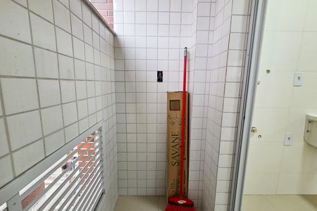 Apartamento para alugar com 85m², 2 quartos e 2 vagas Apartamento para alugar com 85m², 2 quartos e 2 vagasVaranda da Área de serviço