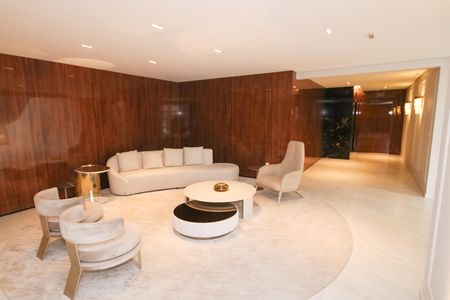 Apartamento para alugar com 85m², 2 quartos e 2 vagas Apartamento para alugar com 85m², 2 quartos e 2 vagasHall de entrada