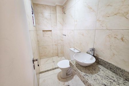 Apartamento para alugar com 85m², 2 quartos e 2 vagas Apartamento para alugar com 85m², 2 quartos e 2 vagasBanheiro da suíte 1