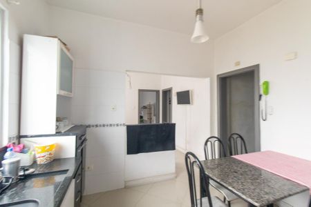 Apartamento para alugar com 130m², 3 quartos e sem vaga Apartamento para alugar com 130m², 3 quartos e sem vagaCozinha