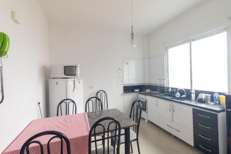 Apartamento para alugar com 130m², 3 quartos e sem vaga Apartamento para alugar com 130m², 3 quartos e sem vagaCozinha