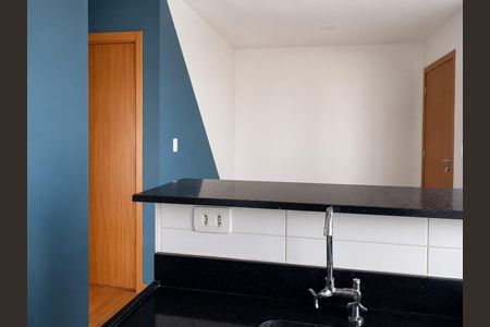 Cozinha de apartamento para alugar com 2 quartos, 42m² em Jansen, Gravataí