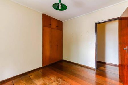 Casa à venda com 235m², 3 quartos e 2 vagas