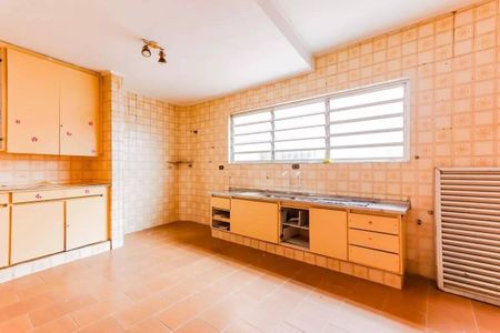 Casa à venda com 235m², 3 quartos e 2 vagas