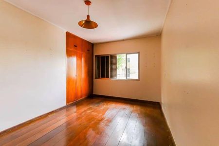 Casa à venda com 235m², 3 quartos e 2 vagas
