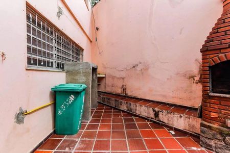 Casa à venda com 235m², 3 quartos e 2 vagas