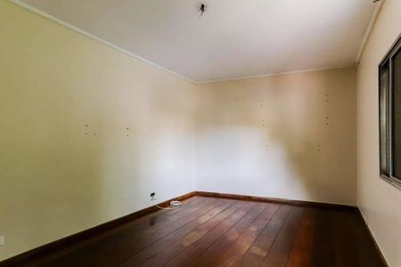 Casa à venda com 235m², 3 quartos e 2 vagas