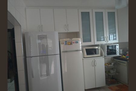 Casa à venda com 250m², 3 quartos e 4 vagas