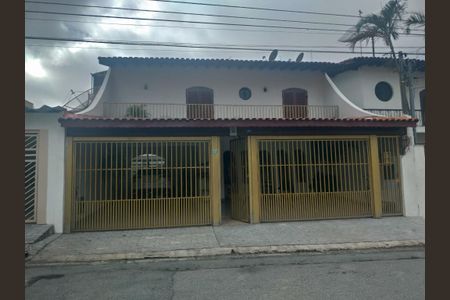 Casa à venda com 250m², 3 quartos e 4 vagas