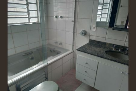 Casa à venda com 250m², 3 quartos e 4 vagas
