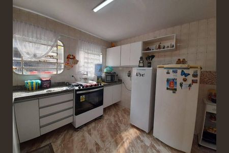 Casa à venda com 3 quartos, 199m² em Jardim Bonfiglioli, São Paulo