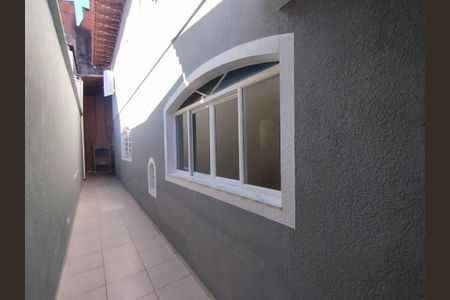 Casa à venda com 3 quartos, 154m² em Jardim Ester Yolanda, São Paulo