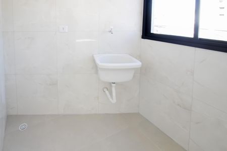 Apartamento para alugar com 96m², 2 quartos e sem vaga Apartamento para alugar com 96m², 2 quartos e sem vagaÁrea de Serviço