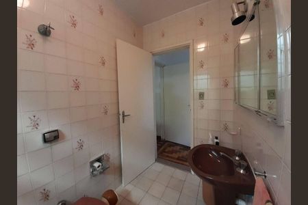 Casa à venda com 3 quartos, 128m² em Vila Sonia, São Paulo