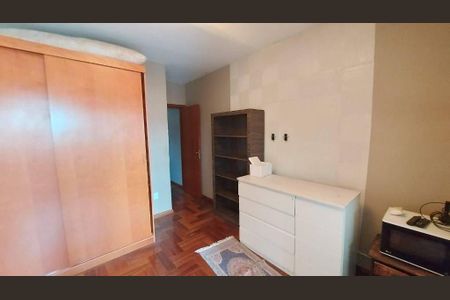 Casa à venda com 3 quartos, 235m² em Butantã, São Paulo
