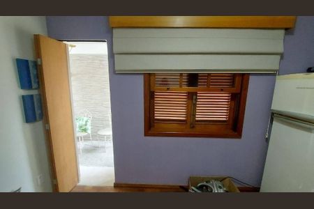 Casa à venda com 3 quartos, 235m² em Butantã, São Paulo