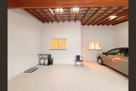 Casa à venda com 183m², 3 quartos e 2 vagasGaragem