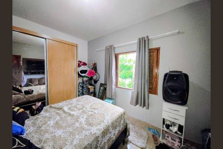 Casa à venda com 100m², 3 quartos e 3 vagas