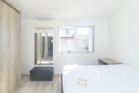 Apartamento para alugar com 77m², 2 quartos e 1 vagaQuarto