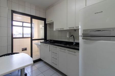 Apartamento para alugar com 64m², 3 quartos e 1 vaga Apartamento para alugar com 64m², 3 quartos e 1 vagaCozinha