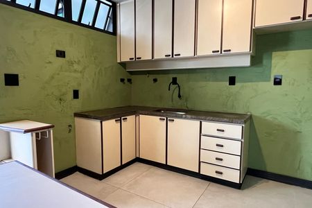 Casa para alugar com 170m², 3 quartos e 3 vagasCozinha