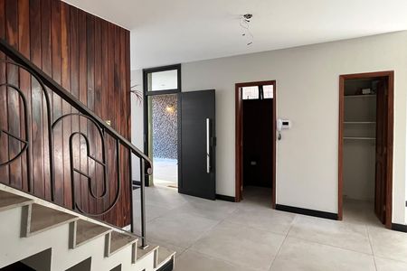 Sala 2 de casa para alugar com 3 quartos, 170m² em Gonzaga, Santos
