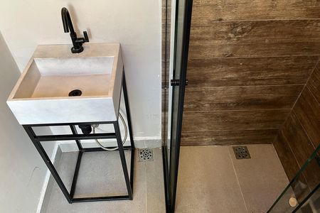 Casa para alugar com 170m², 3 quartos e 3 vagasBanheiro de serviço