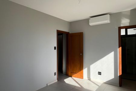 Casa para alugar com 170m², 3 quartos e 3 vagasSuíte 2