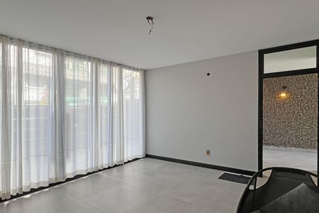 Casa para alugar com 170m², 3 quartos e 3 vagasSala