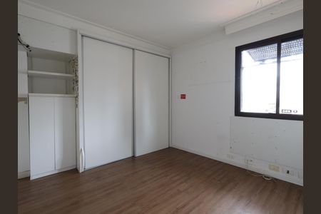 Apartamento à venda com 286m², 4 quartos e 5 vagasSuíte 1