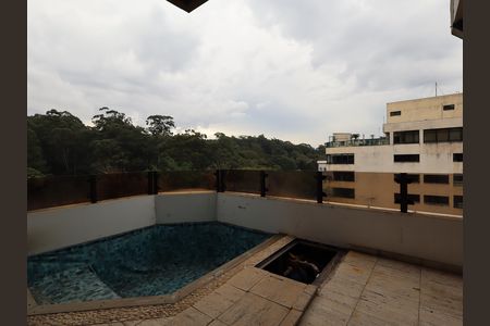 Apartamento à venda com 286m², 4 quartos e 5 vagasVaranda 