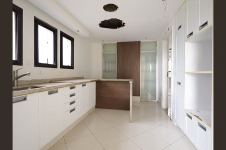 Apartamento à venda com 286m², 4 quartos e 5 vagasCozinha