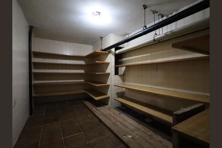 Apartamento à venda com 286m², 4 quartos e 5 vagasDeposito