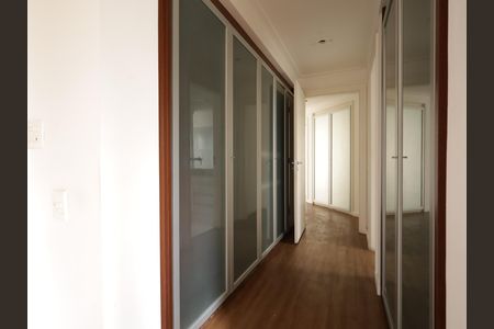 Apartamento à venda com 286m², 4 quartos e 5 vagasCloset da suíte 3