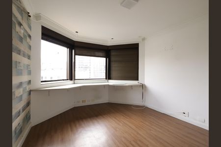 Apartamento à venda com 286m², 4 quartos e 5 vagasSuíte 2