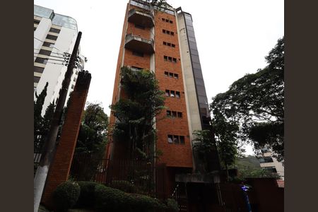 Apartamento à venda com 286m², 4 quartos e 5 vagasFachada