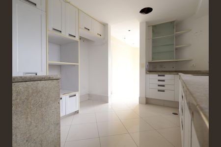 Apartamento à venda com 286m², 4 quartos e 5 vagasCozinha