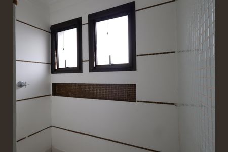 Apartamento à venda com 286m², 4 quartos e 5 vagasBanheiro da Suíte 3