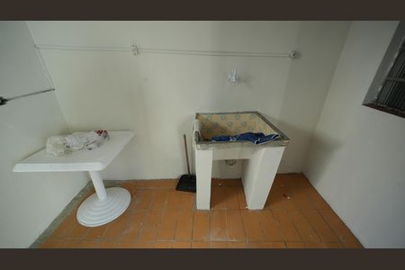 Casa para alugar com 143m², 2 quartos e 2 vagasÁrea de Serviço