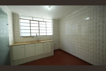 Casa para alugar com 143m², 2 quartos e 2 vagasCozinha