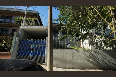 Casa para alugar com 143m², 2 quartos e 2 vagasFachada