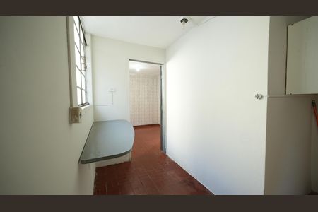 Casa para alugar com 143m², 2 quartos e 2 vagasÁrea de Serviço