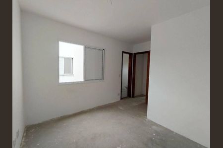 Casa à venda com 2 quartos, 74m² em Vila Polopoli, São Paulo
