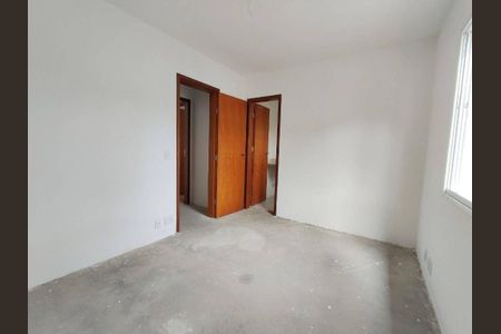 Casa à venda com 74m², 2 quartos e 1 vaga