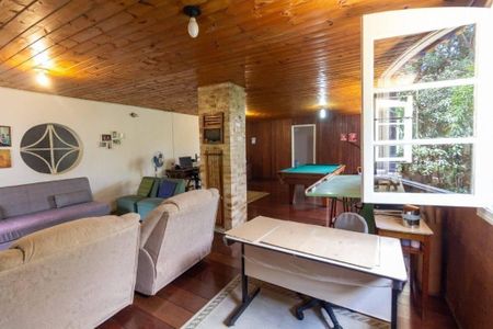 Casa à venda com 4 quartos, 580m² em Rolinópolis, São Paulo