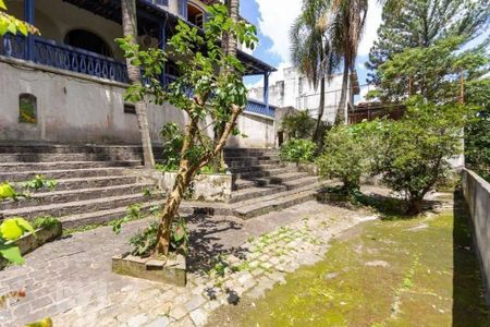 Casa à venda com 580m², 4 quartos e 5 vagas