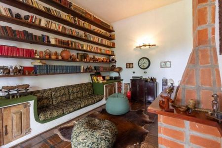 Casa à venda com 580m², 4 quartos e 5 vagas