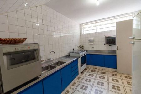 Casa à venda com 4 quartos, 580m² em Rolinópolis, São Paulo