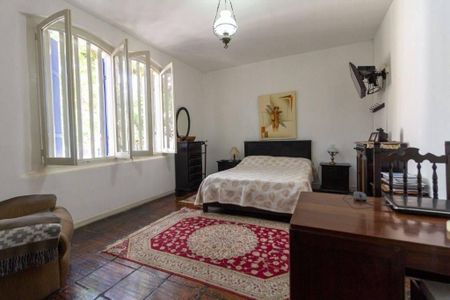 Casa à venda com 580m², 4 quartos e 5 vagas