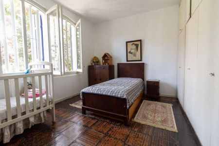 Casa à venda com 580m², 4 quartos e 5 vagas